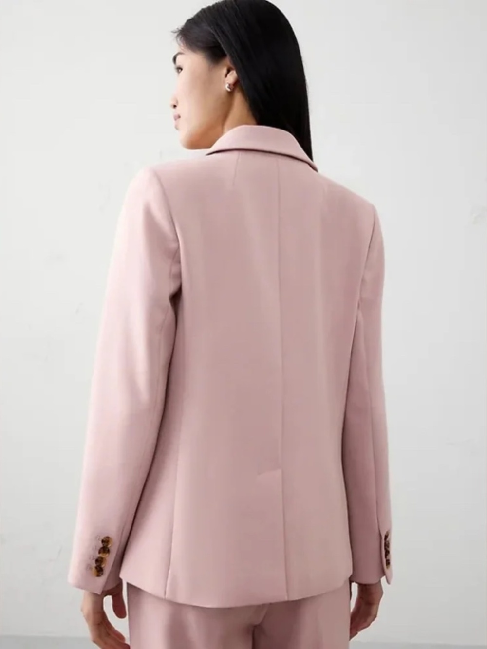 Banana Republic Soft Blush Two-Piece Blazer and Pants - Picture 2 of 12